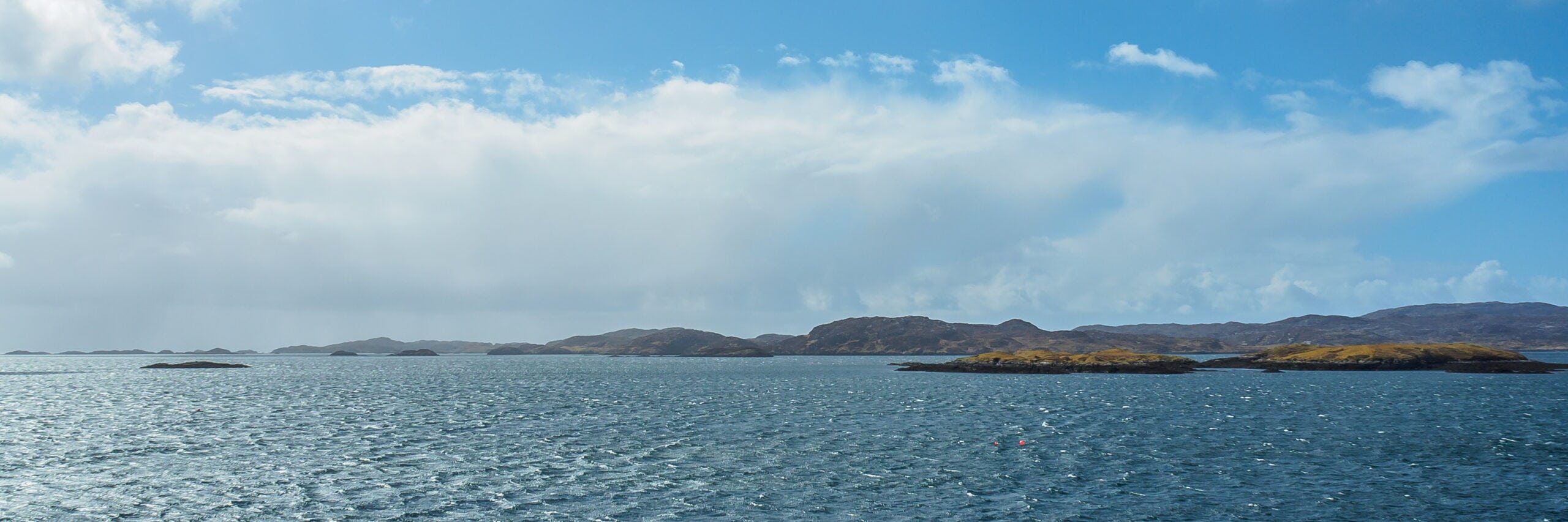 Blick über die Inseln vor Harris 20160503 111747 Schottland scaled