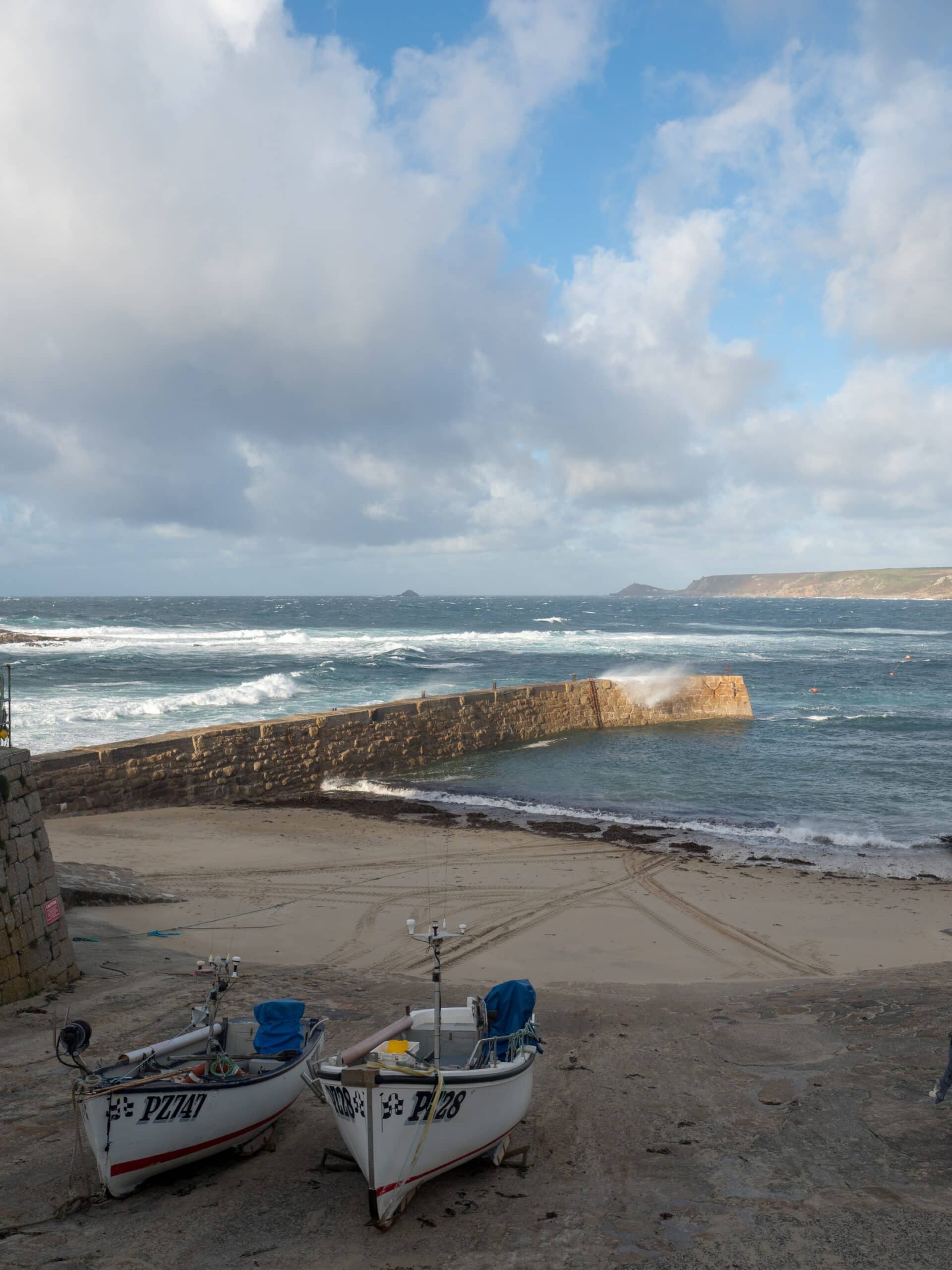 In sicherem Hafen 20211204 134011 Sennen Cove scaled